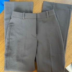 NEVER WORN - Size 4 Wilfred dress pants
